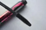 ESSENTIAL FULL VOLUME & LENGTH INTENSE BLACK MASCARA - Image 4